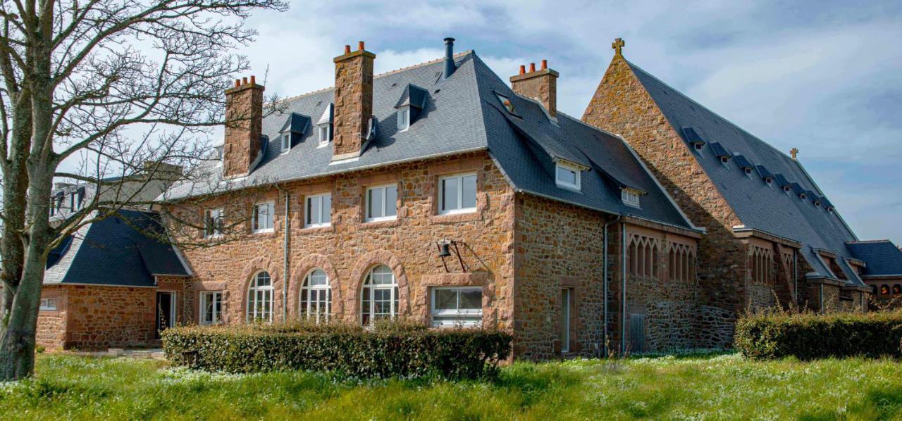 Le Presbytere Du Talbert Pleubian Luaran gambar